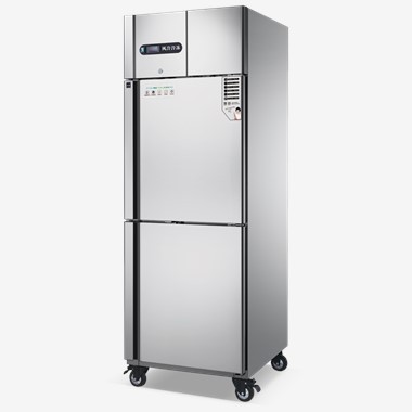 Tvådörrars kylskåp